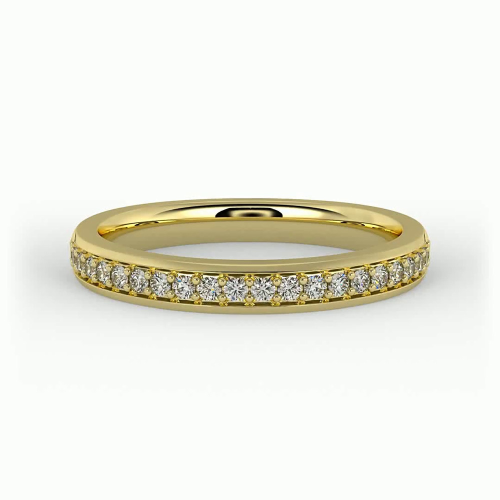 360 degree view of Amy Pave Band