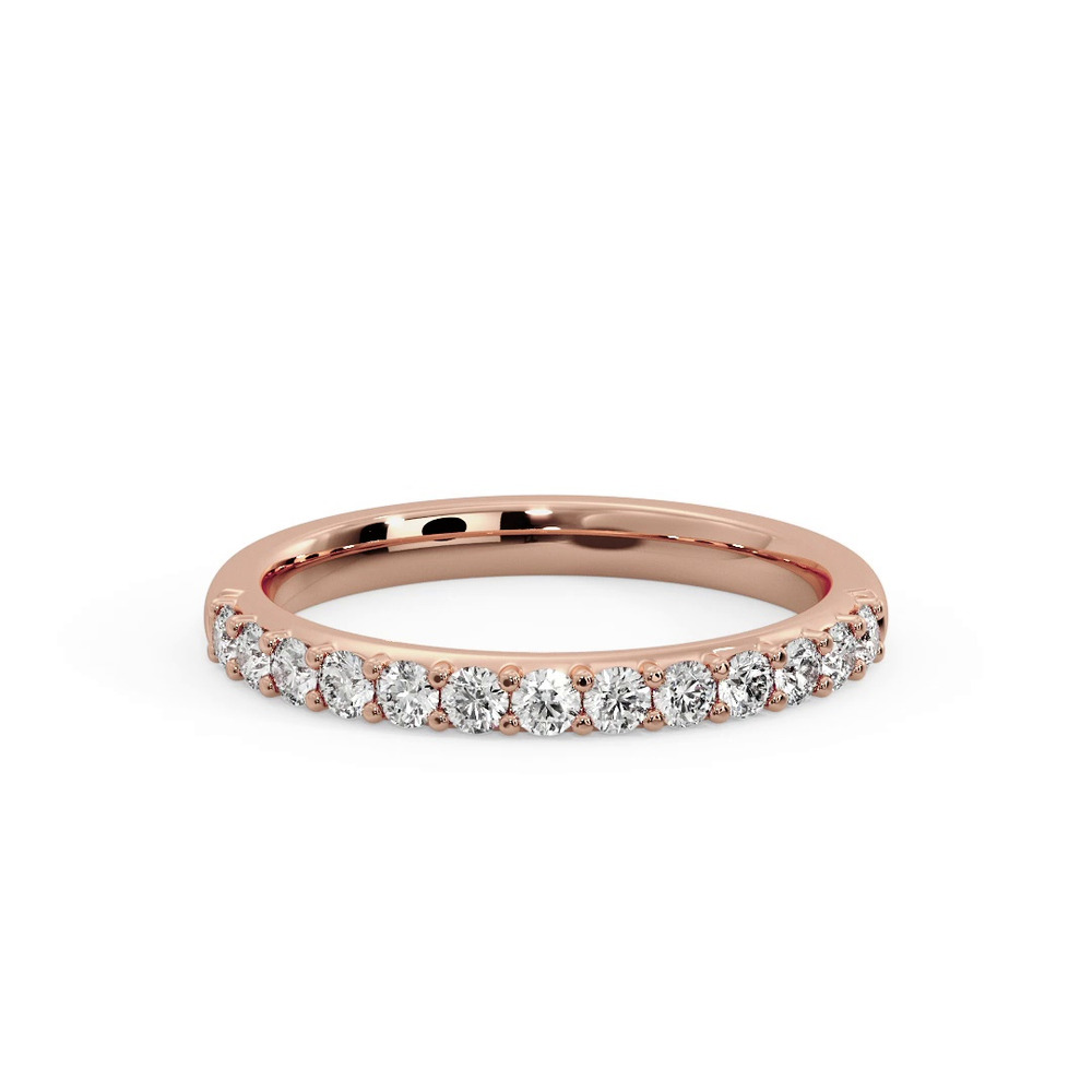 360 degree view of Leia Pave Band