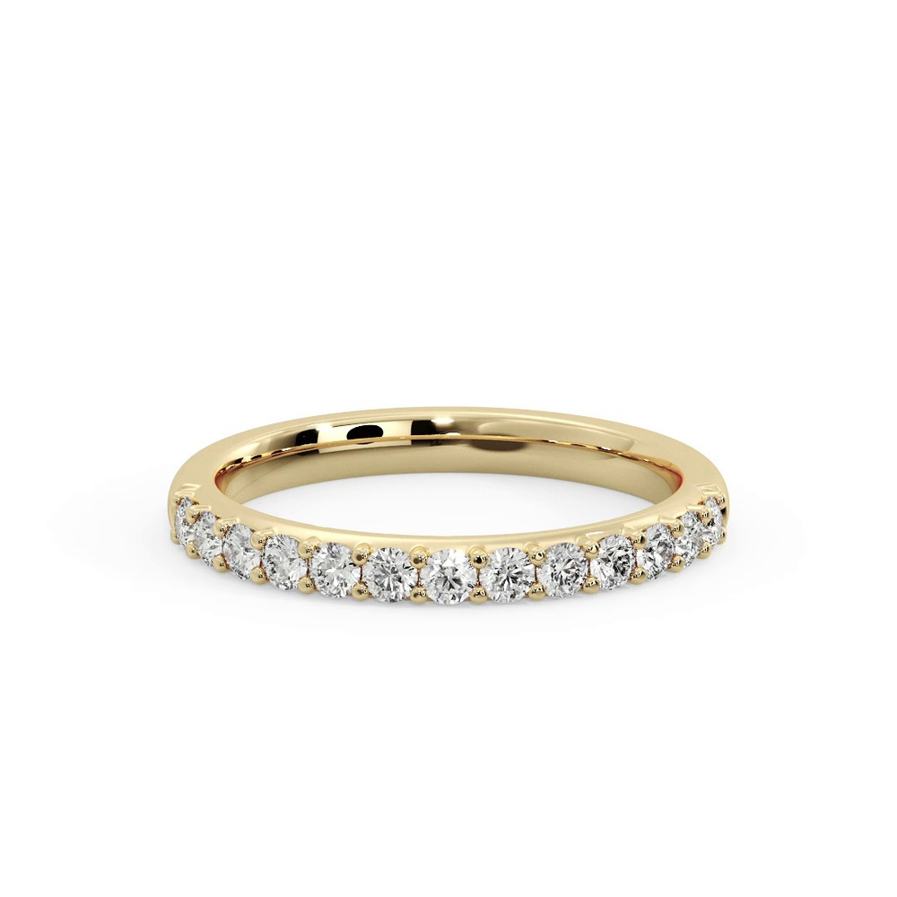 360 degree view of Leia Pave Band