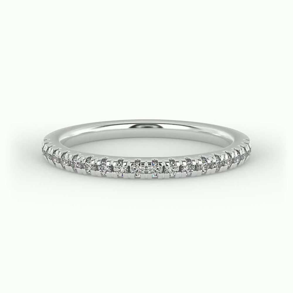 360 degree view of Maya Pave Band