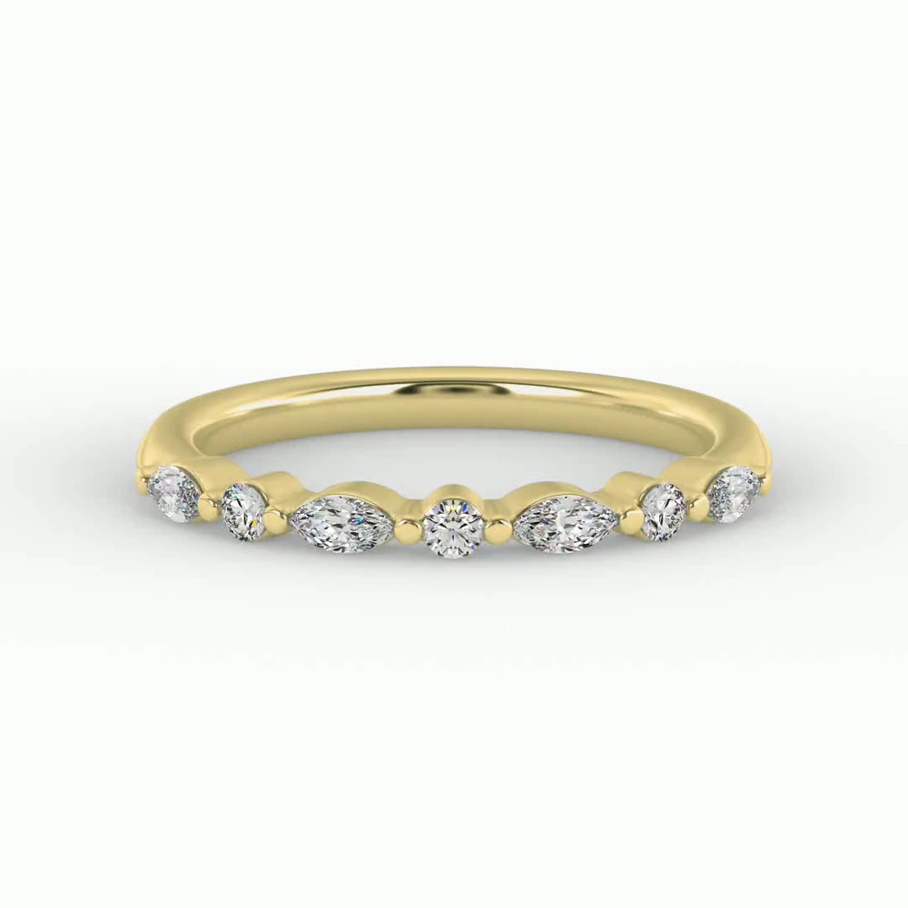 360 degree view of Autumn Pave Band