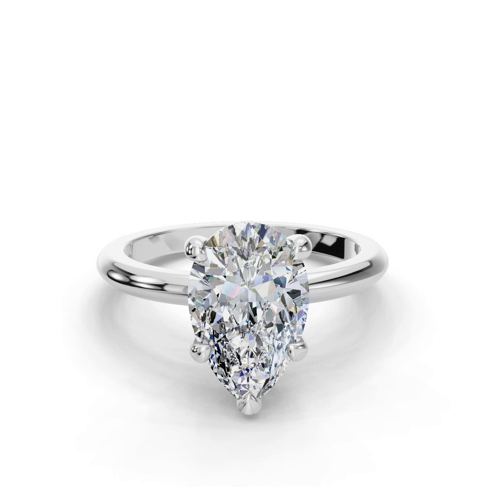 360 degree view of Bella Solitaire Engagement Ring