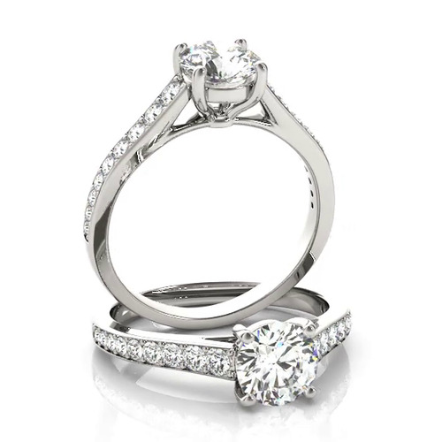 360 degree view of Maia Graduating Diamond Engagement Ring