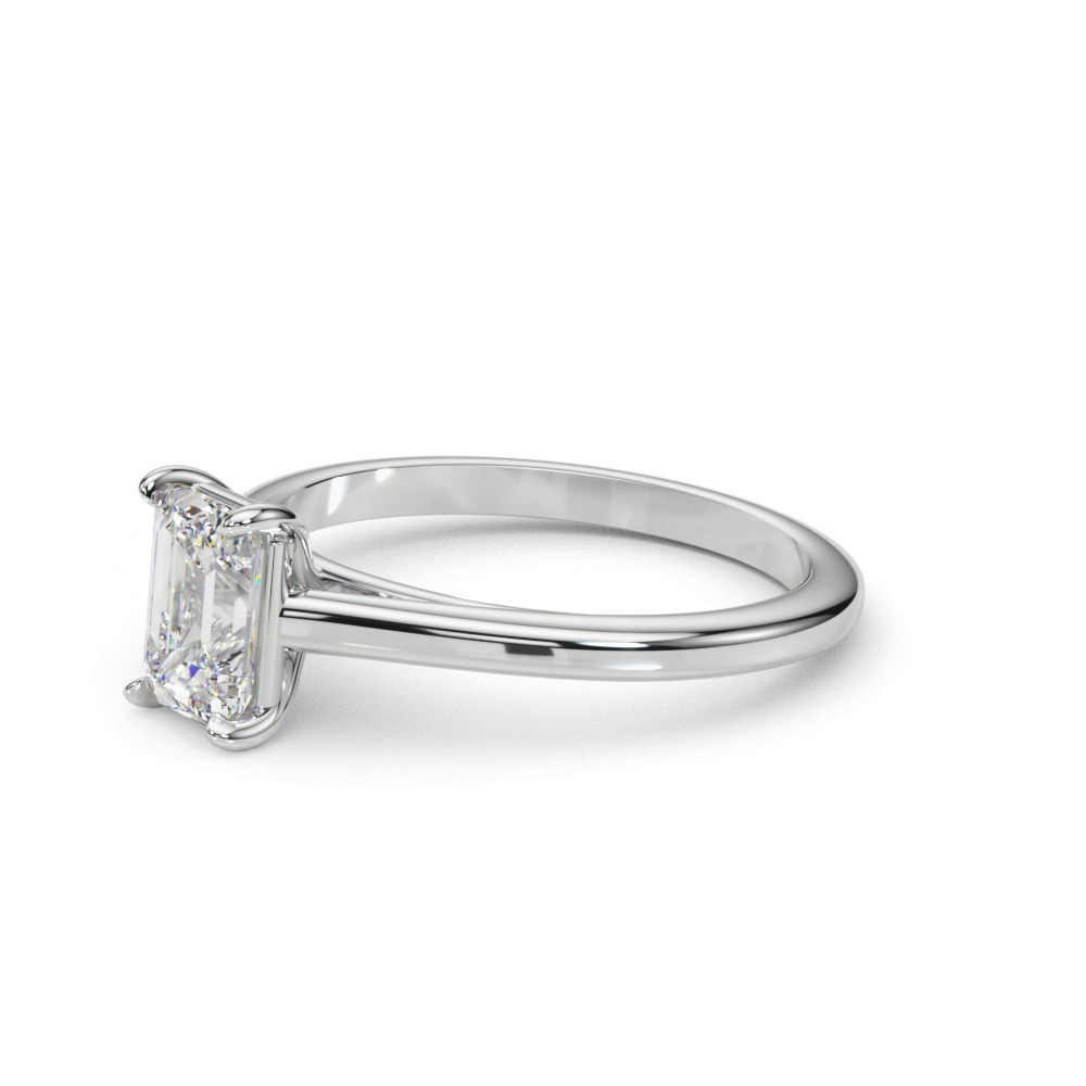 360 degree view of Palma Solitaire Engagement Ring