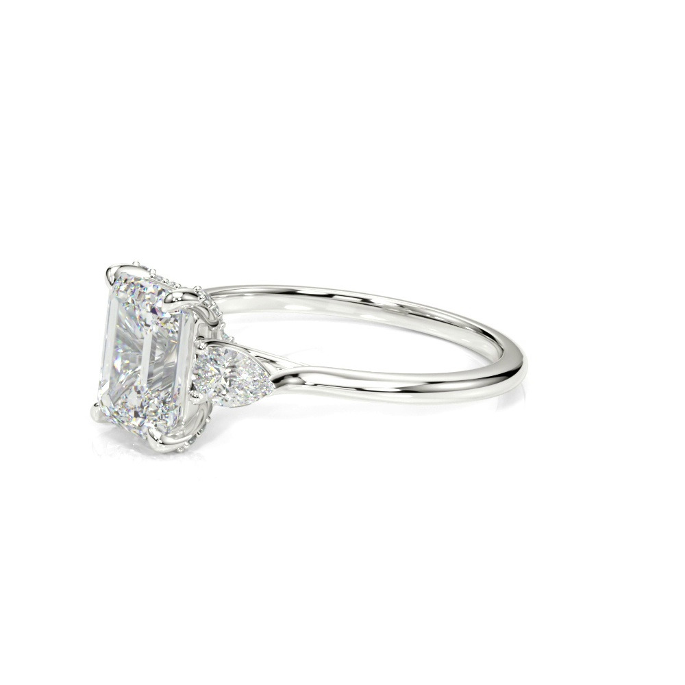 360 degree view of Lilith Three Stone Diamond Engagement Ring