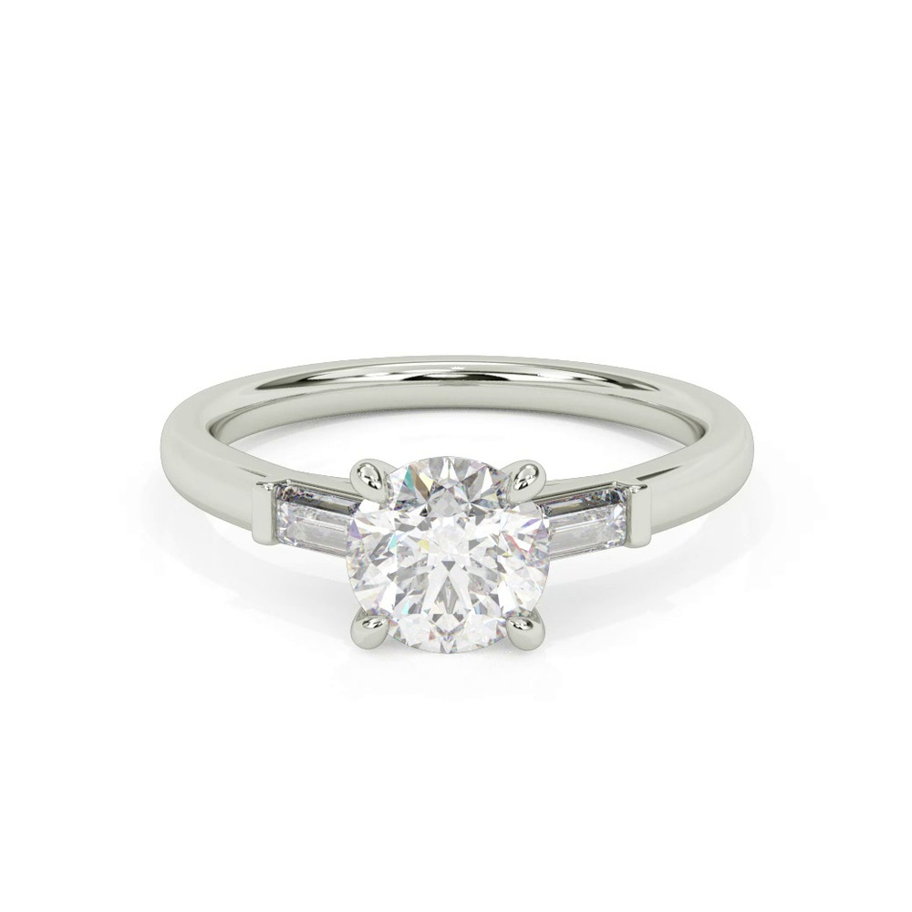 360 degree view of Luisa Classic 3-Stone Engagement Ring