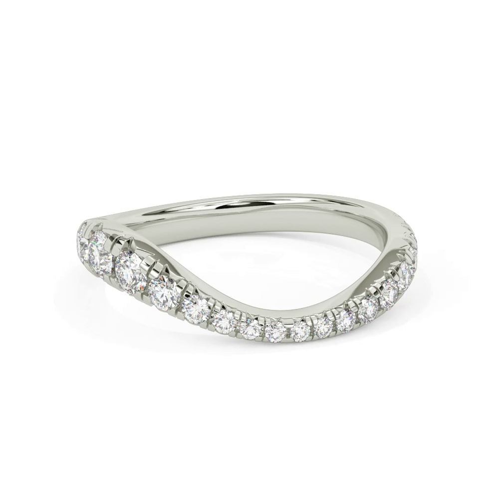360 degree view of Curvelle Graduated Pavé Band