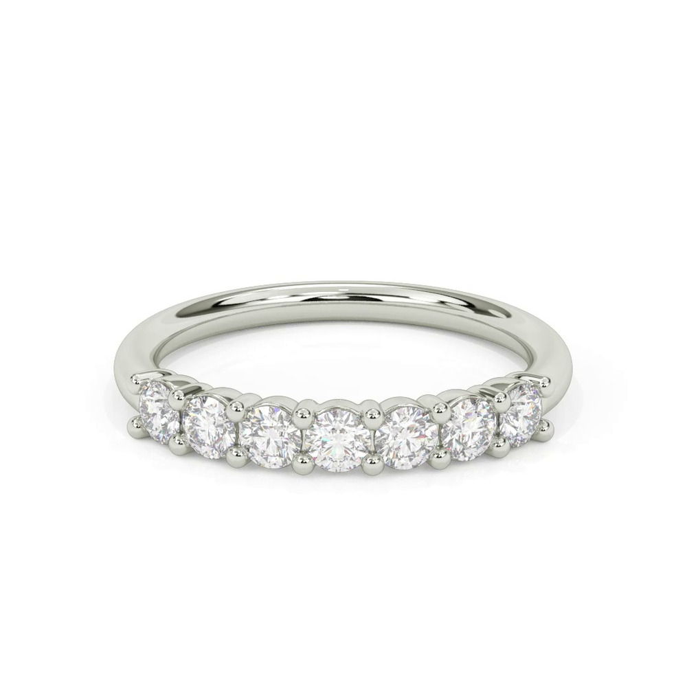 360 degree view of Nicola Diamond Band
