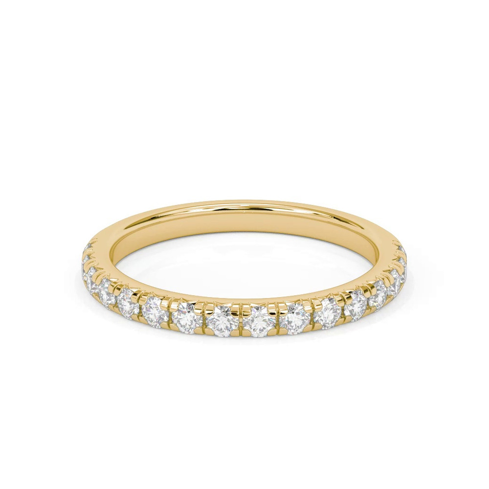 360 degree view of Alma Pavé Diamond Band