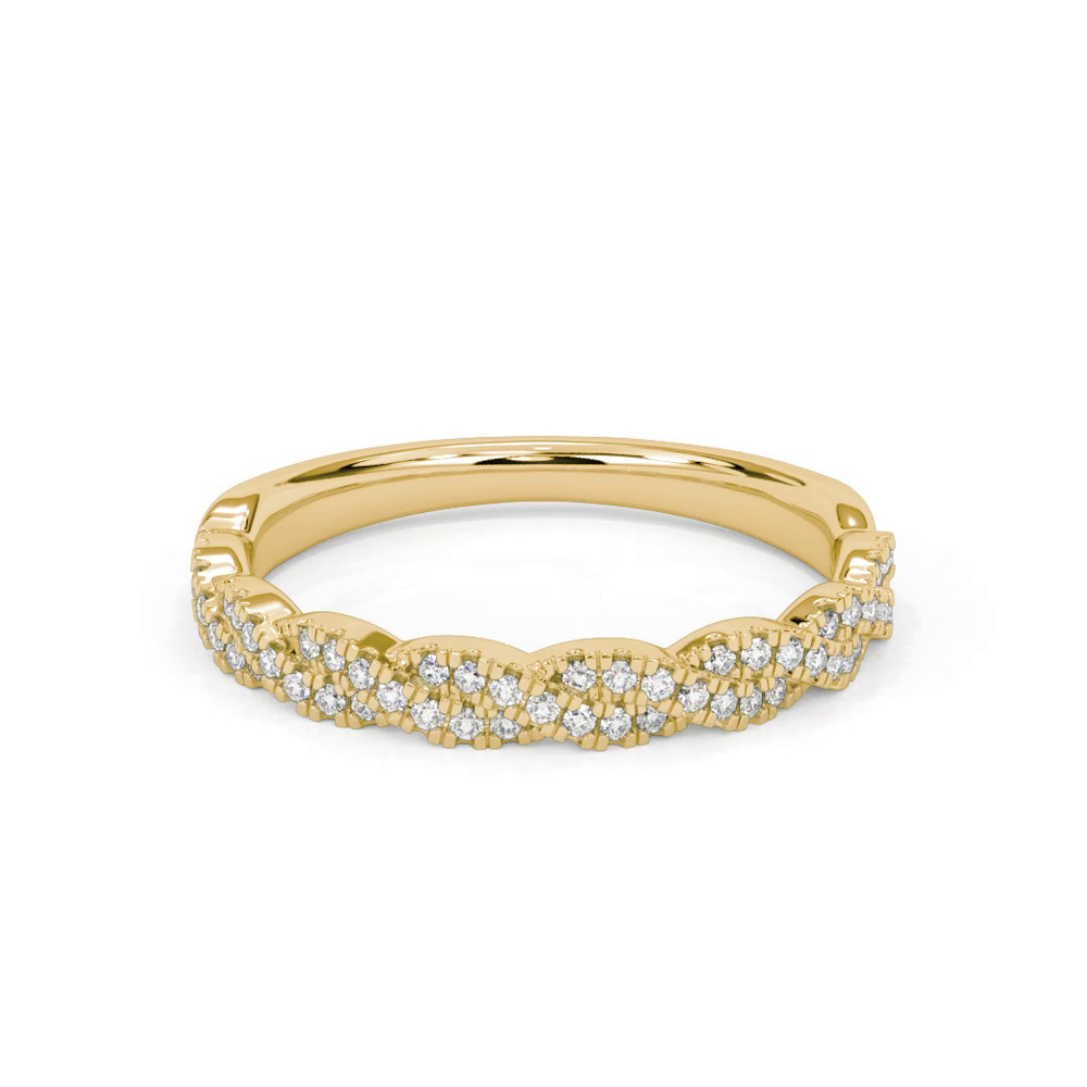 360 degree view of Kayleigh Pavé Diamond Twist Band