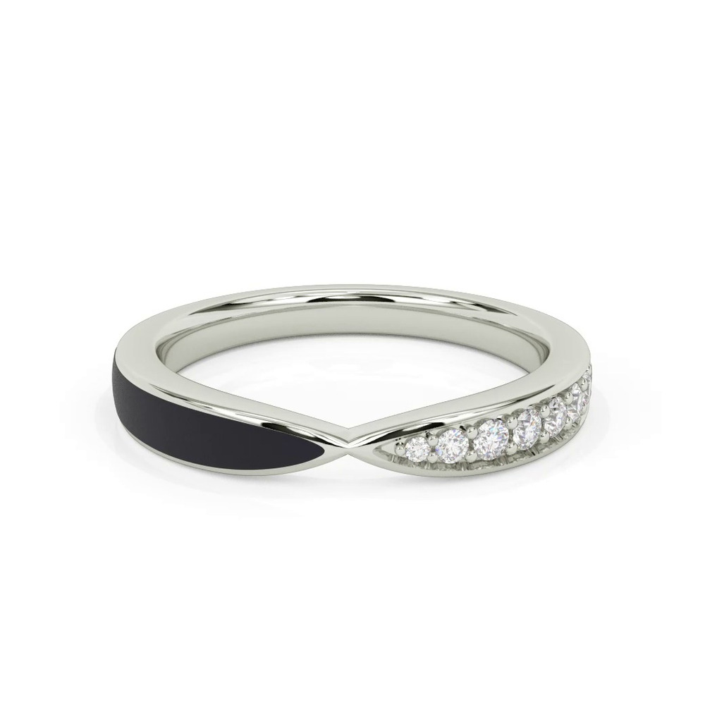 360 degree view of Pinched Diamond and Ceramic Band