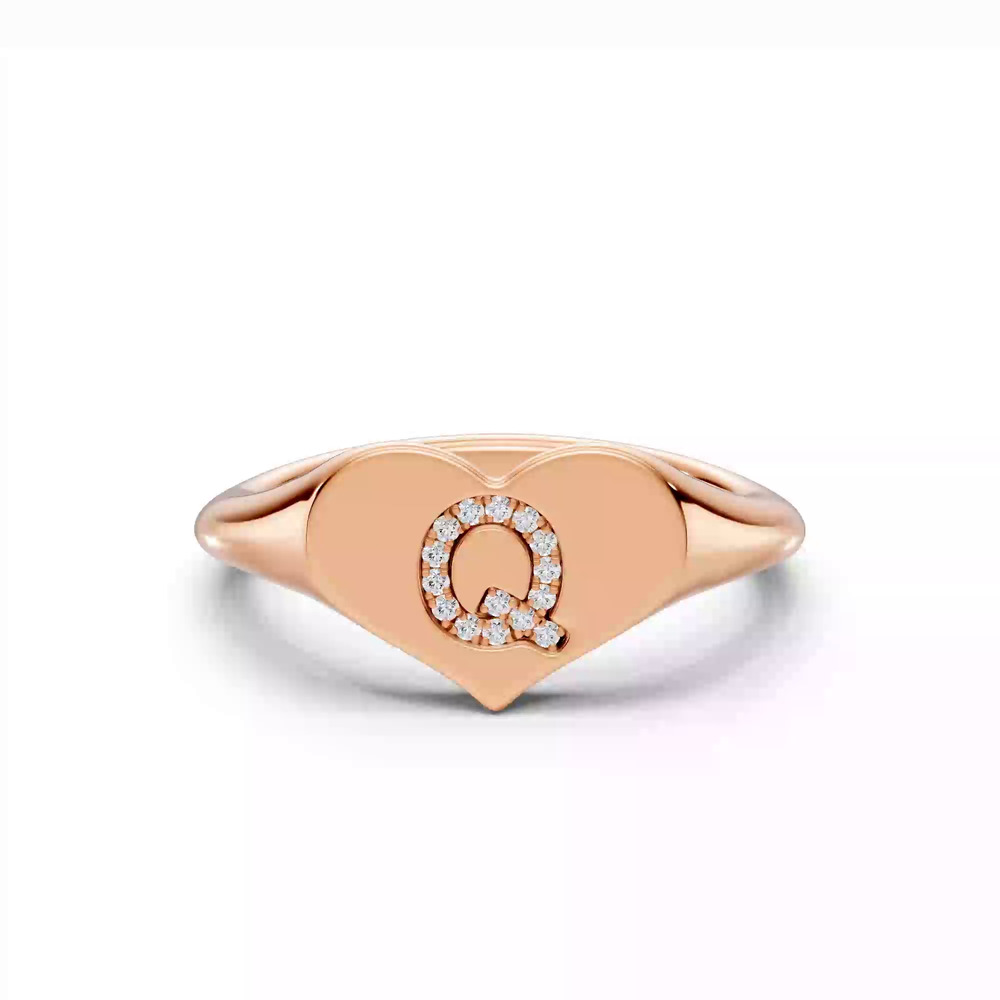360 degree view of Heart Pavé Diamond Initial Signet Ring - Q