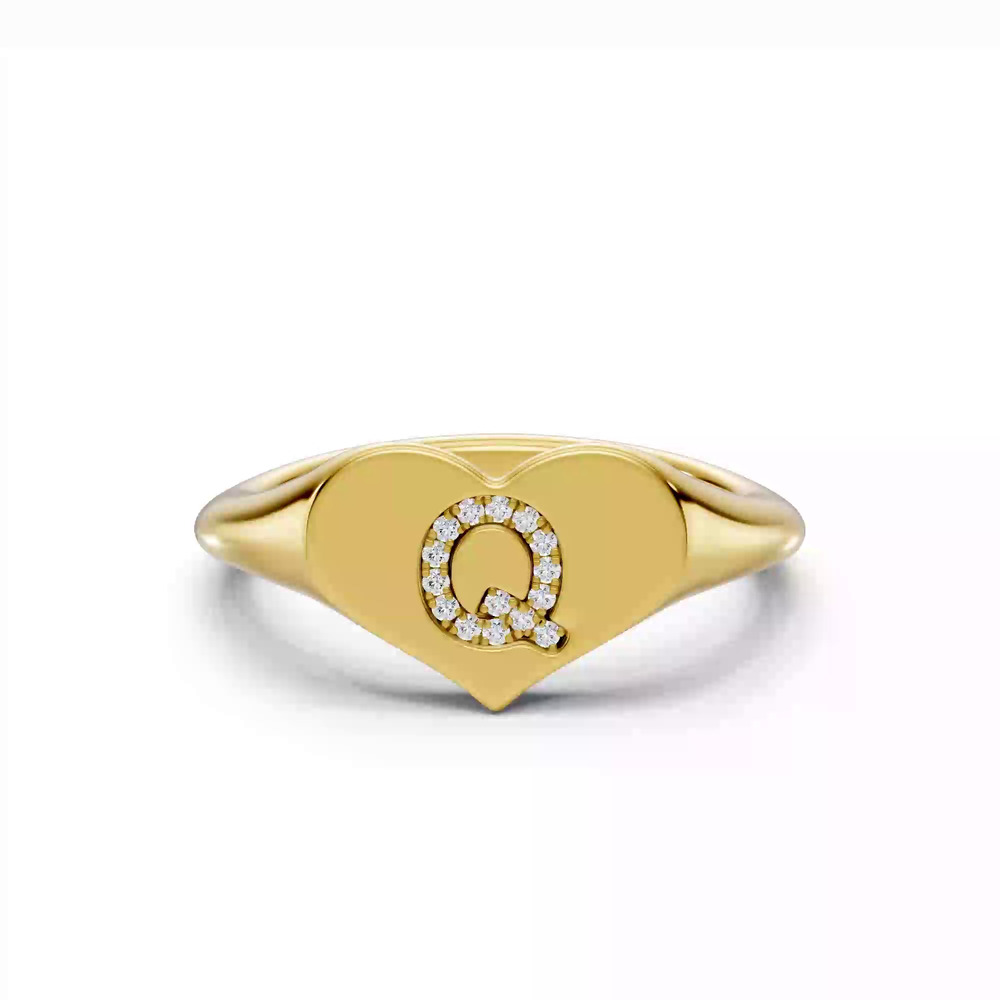 360 degree view of Heart Pavé Diamond Initial Signet Ring - Q