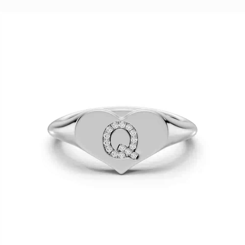 360 degree view of Heart Pavé Diamond Initial Signet Ring - Q