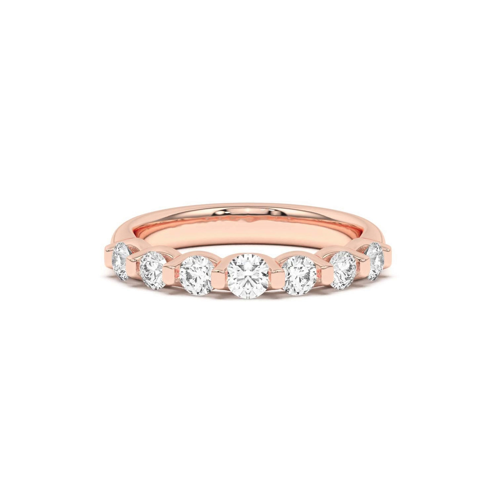 360 degree view of Uma Graduated Diamond Band
