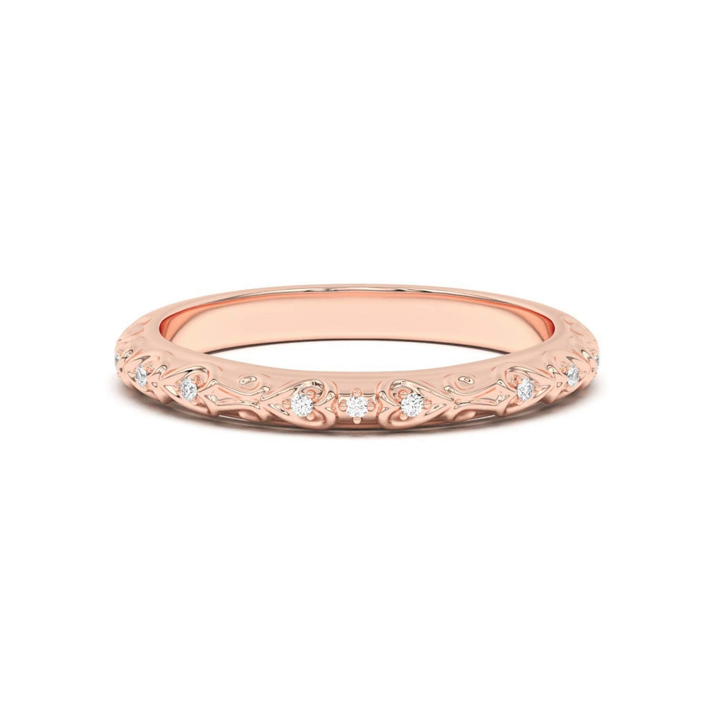 360 degree view of Kathryn Lab Pavé Heart Scroll Band
