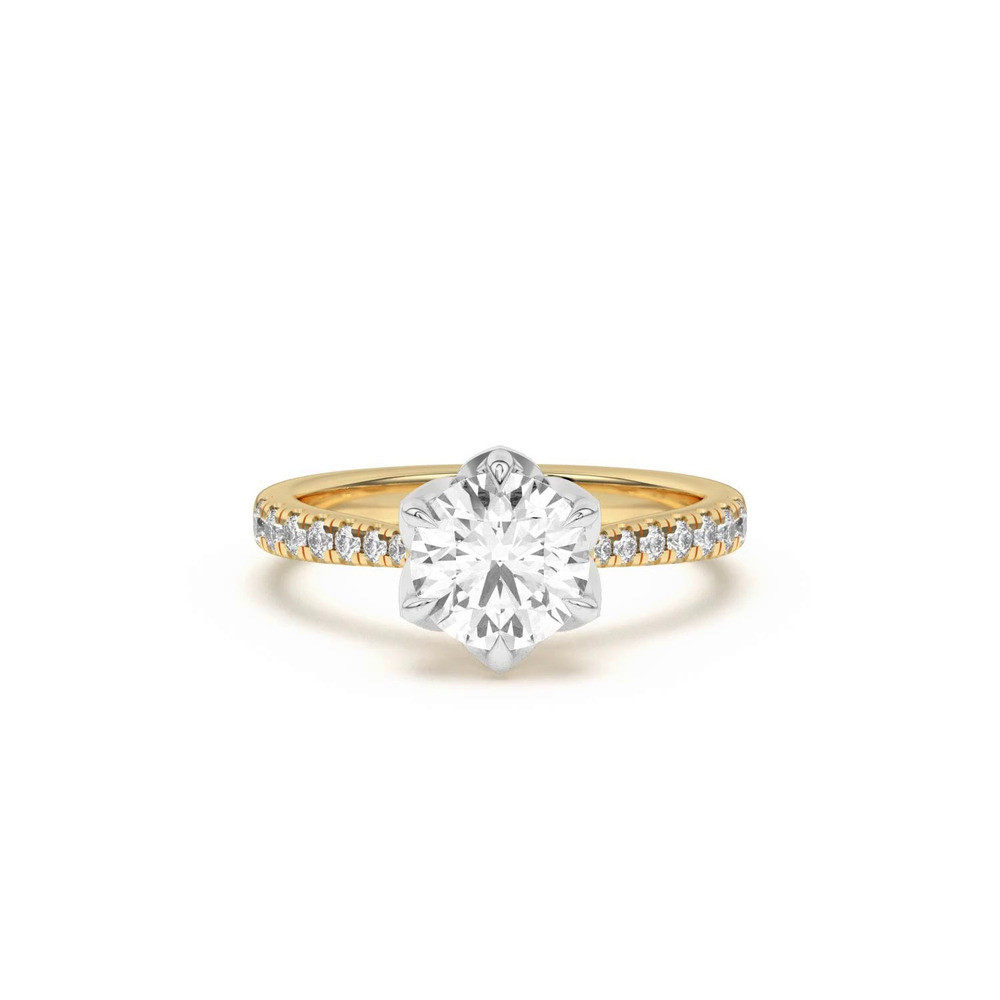360 degree view of Petalo Engagement Ring