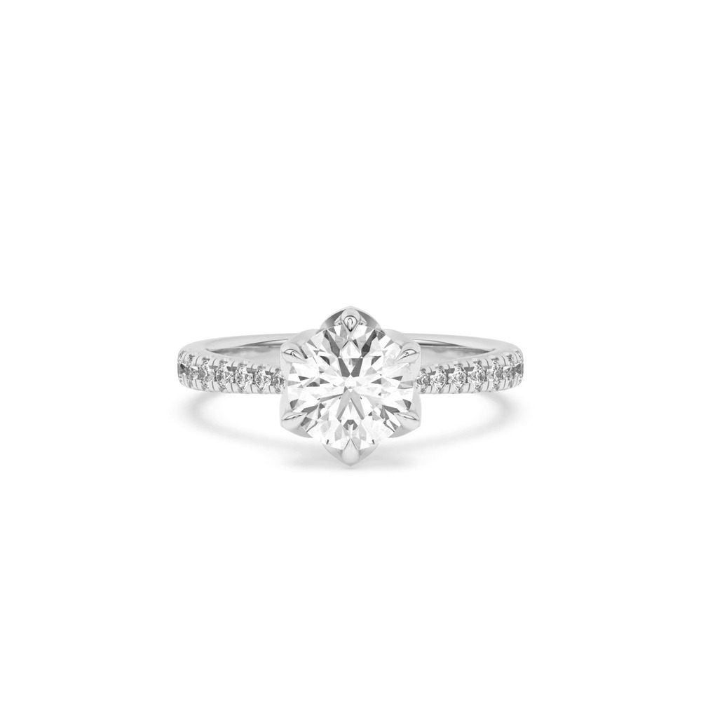360 degree view of Petalo Engagement Ring