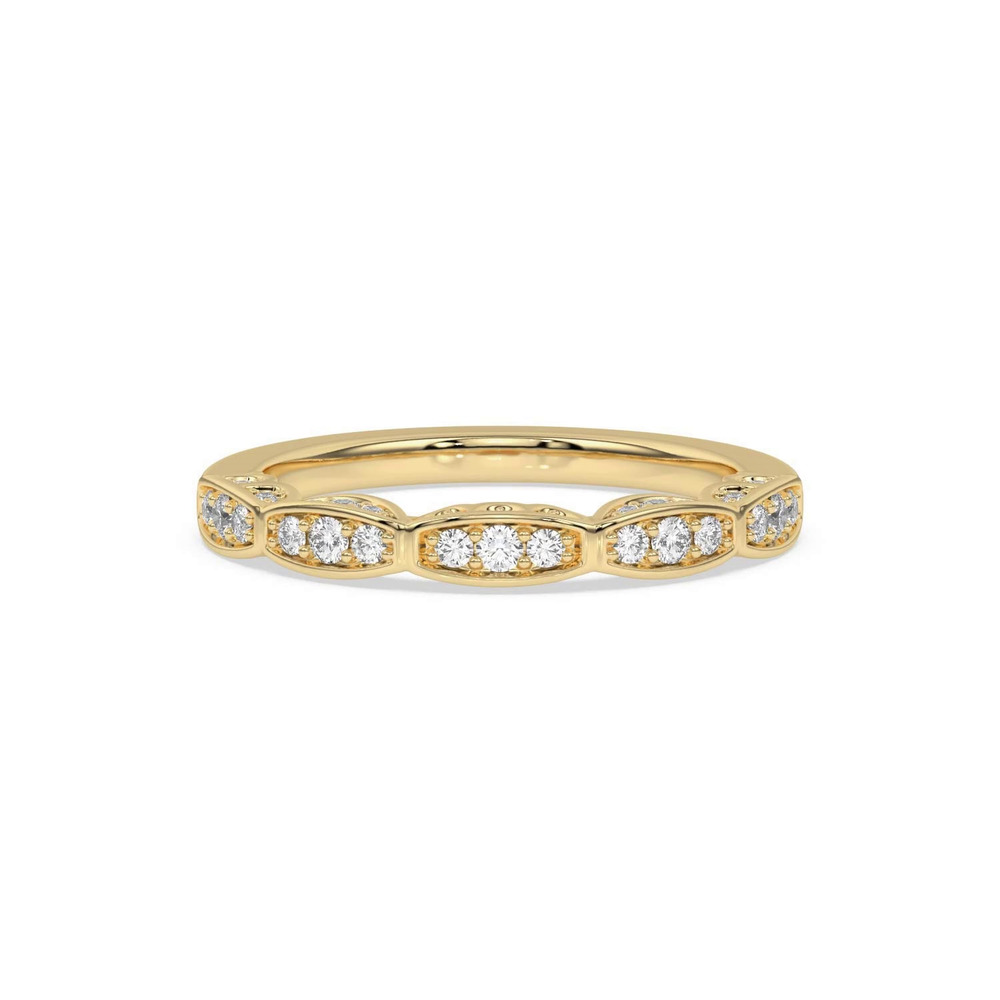 360 degree view of Aurelia Station-Set Pavé Band