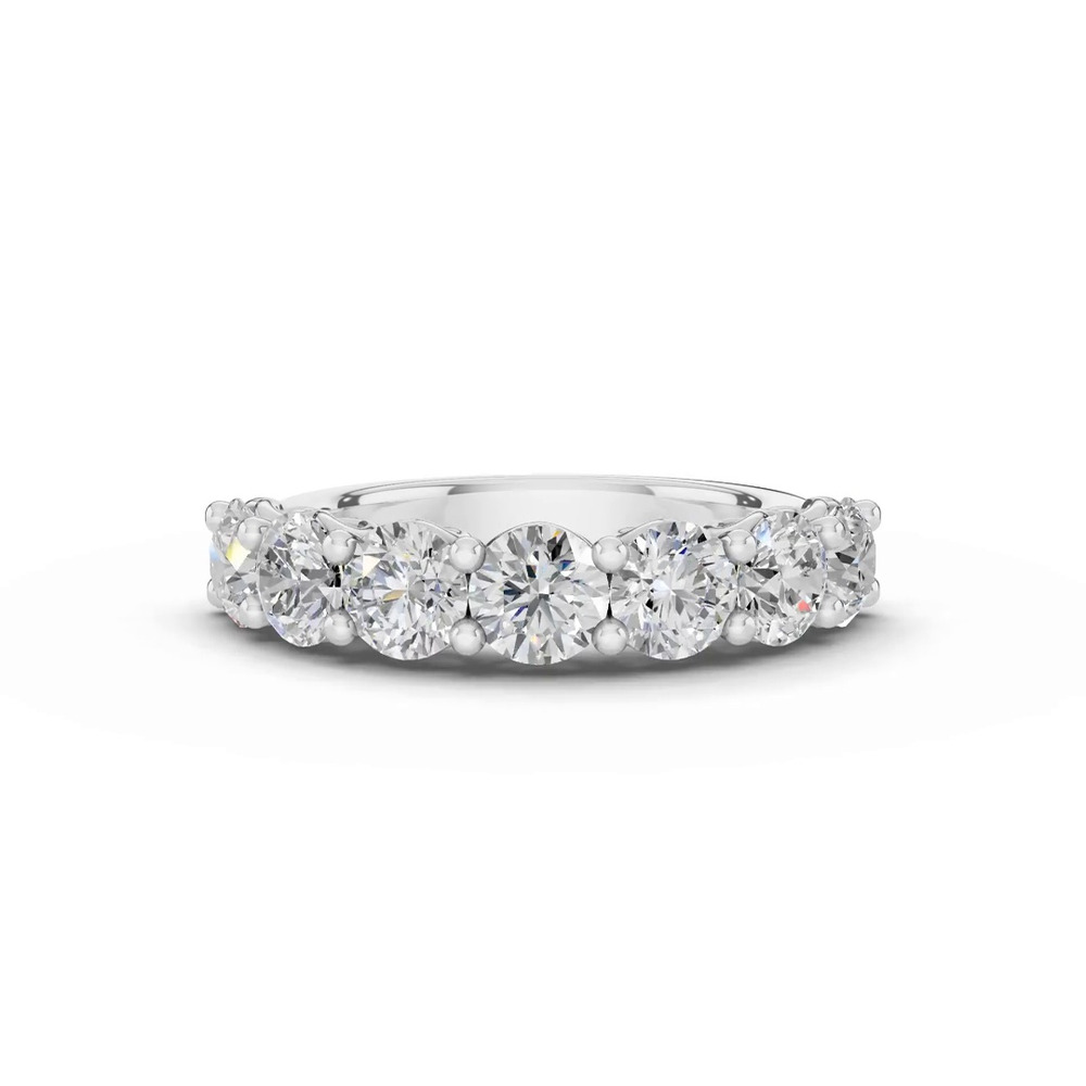 360 degree view of Sculpted Heart 7-Stone Diamond Band (3.00 ct. tw.)
