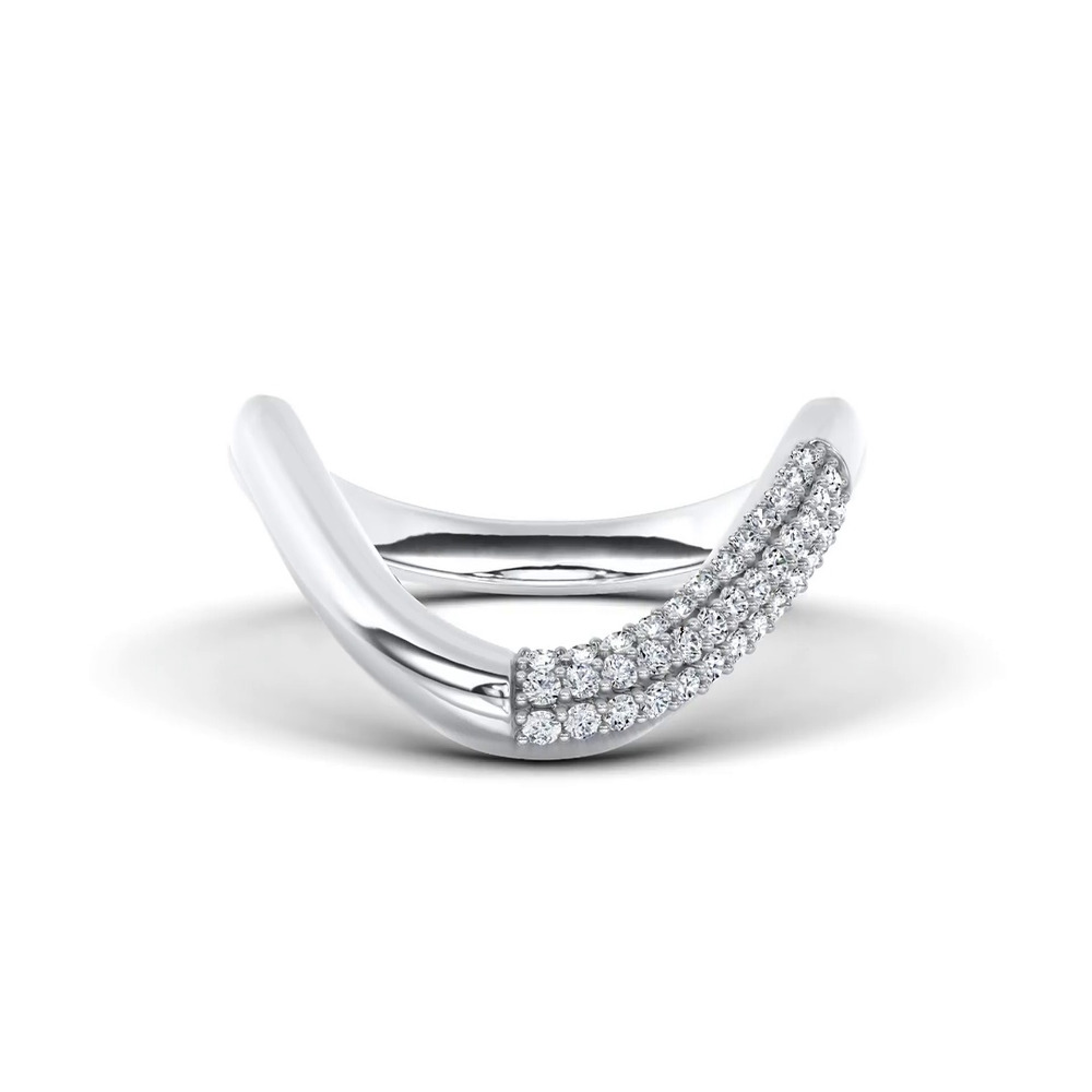 360 degree view of Arc Pavé Lab Diamond Band