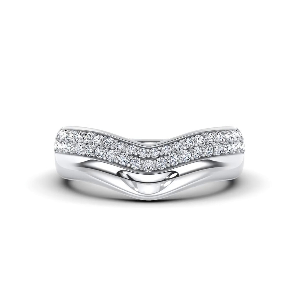 360 degree view of Strata Curved Pavé Lab Diamond Band